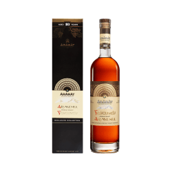 Коньяк Ararat Armenia 10л (кор) 0.7л